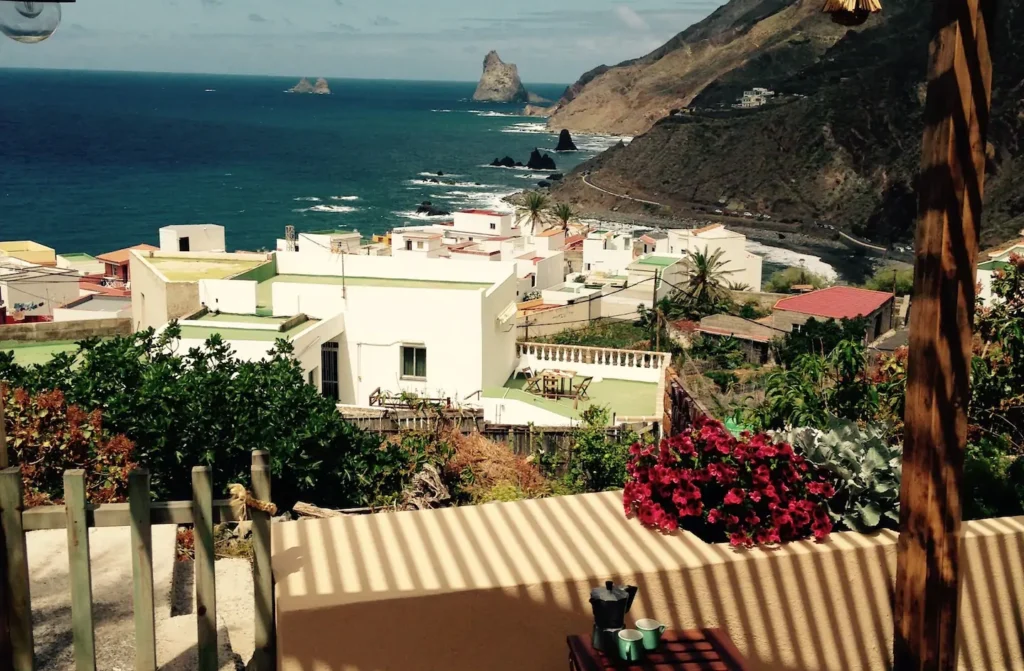 Casa rural Domingo. Almáciga ALOJARSE EN LA PLAYA DE BENIJO